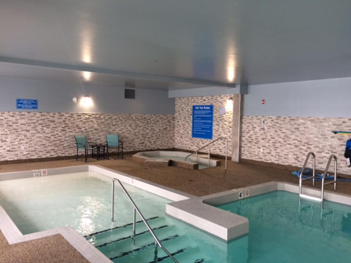 Hotel Days By Wyndham Calgary North Balzac