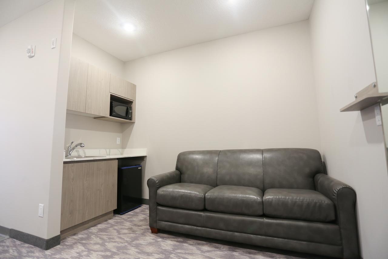 Days By Wyndham Calgary North Hotel 3*