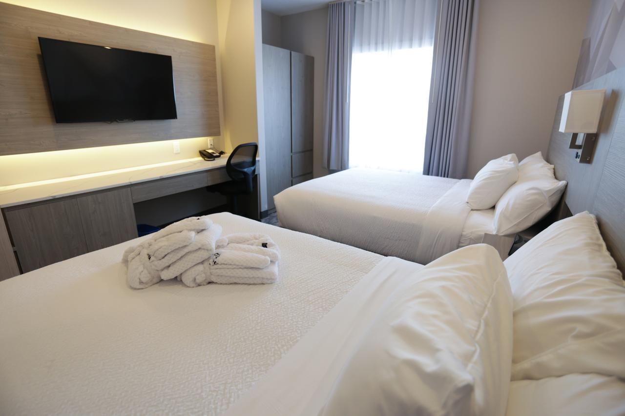 Days By Wyndham Calgary North Balzac